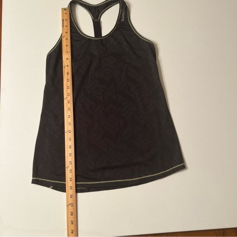 EUC‎ Reebok Women's Black Athletic Racerback Tank Top Size M 🔥 (T) - Picture 5 of 6